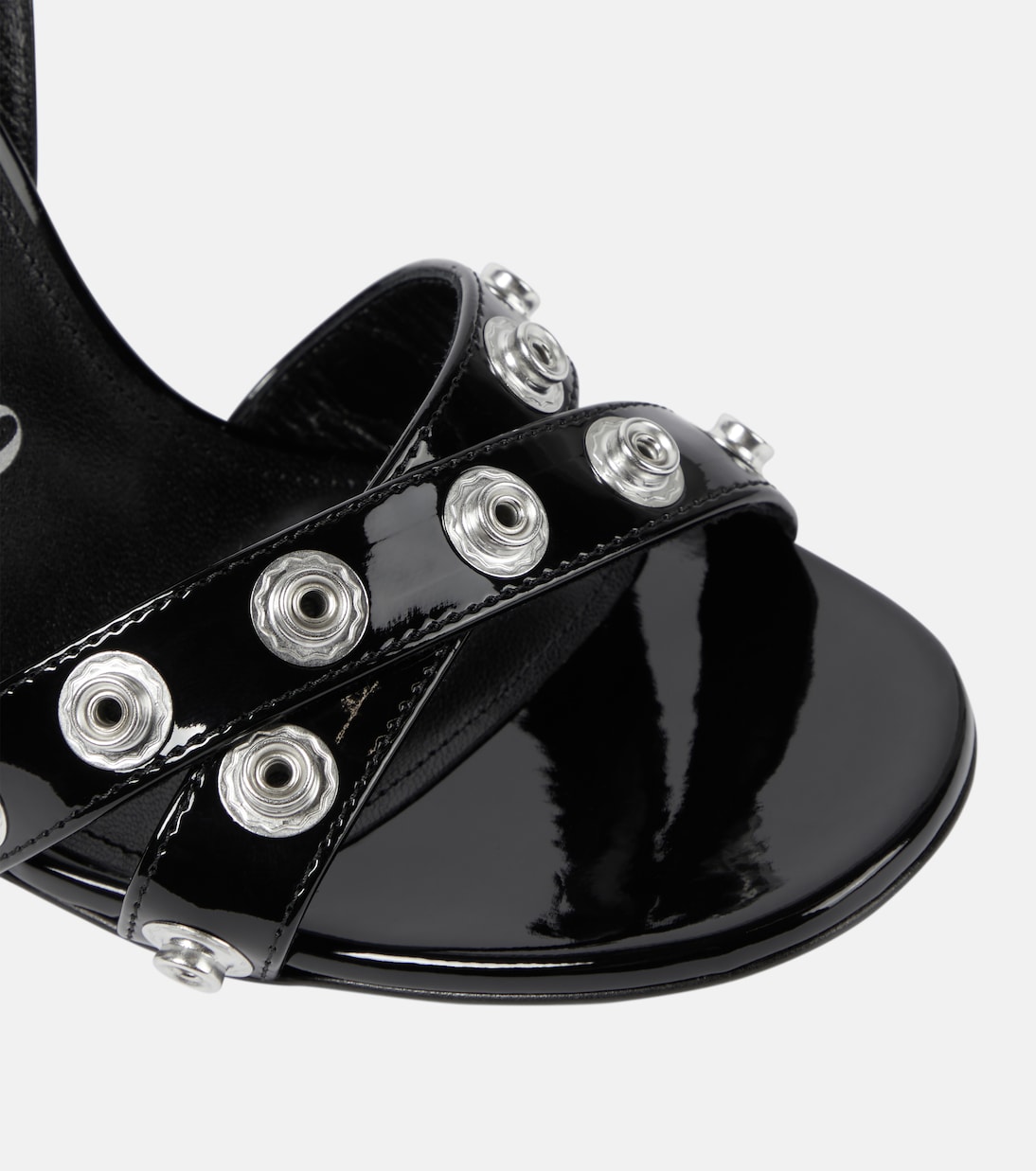 Verzierte Sandalen Cosmo aus Lackleder | The Attico