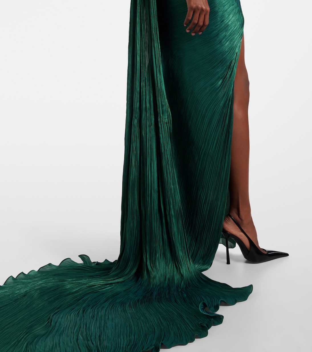 Off-Shoulder-Robe  | Marmar Halim