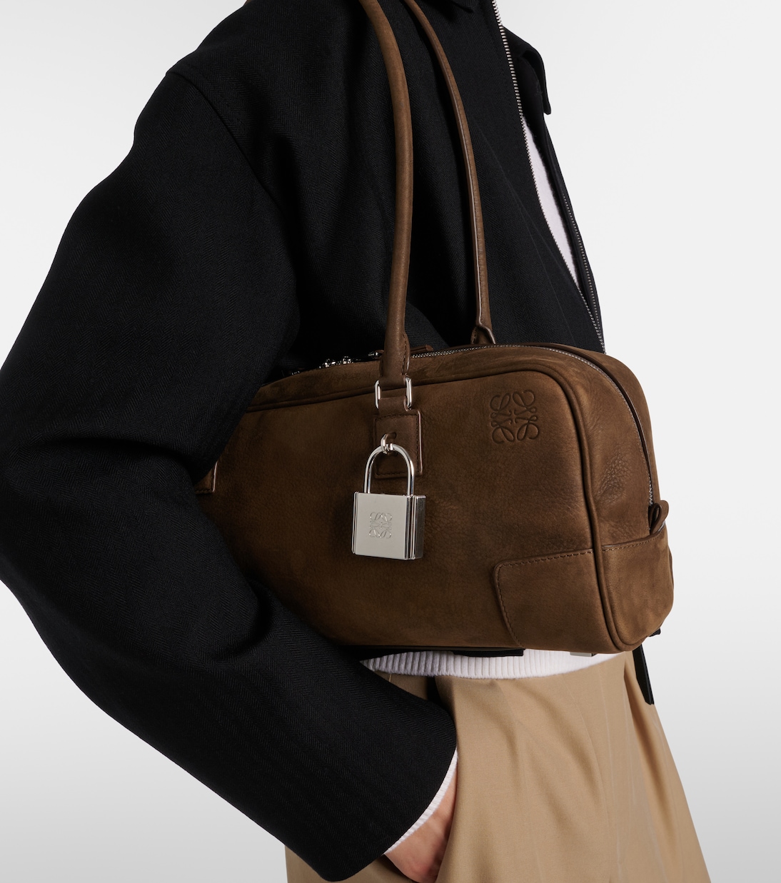 Schultertasche Amazona 31 aus Leder | Loewe