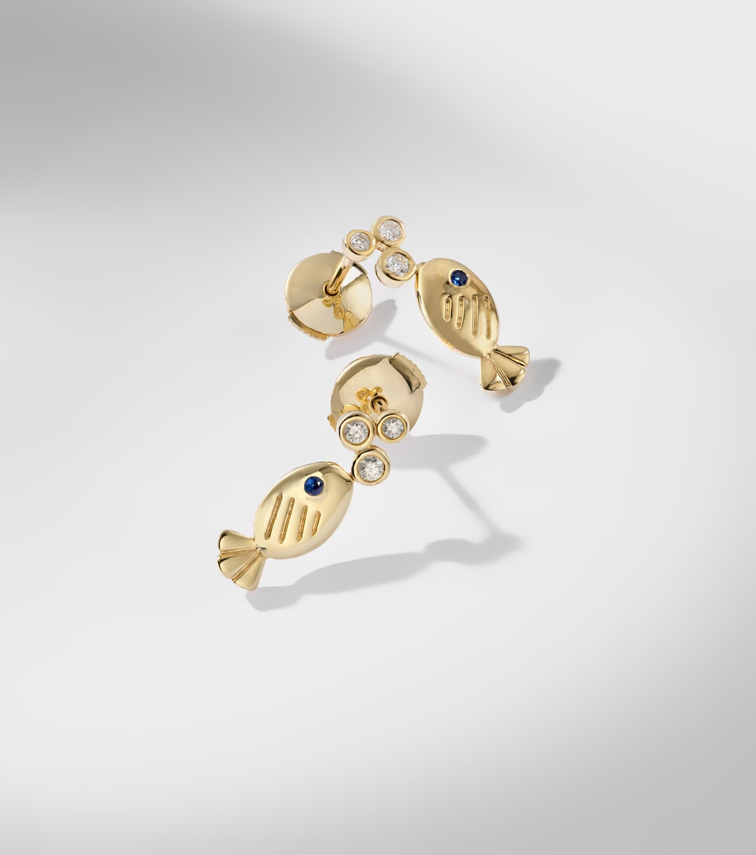 Pendientes Sous L'eau de oro de 9 ct (375/1000) con diamantes y zafiros | Yvonne Léon