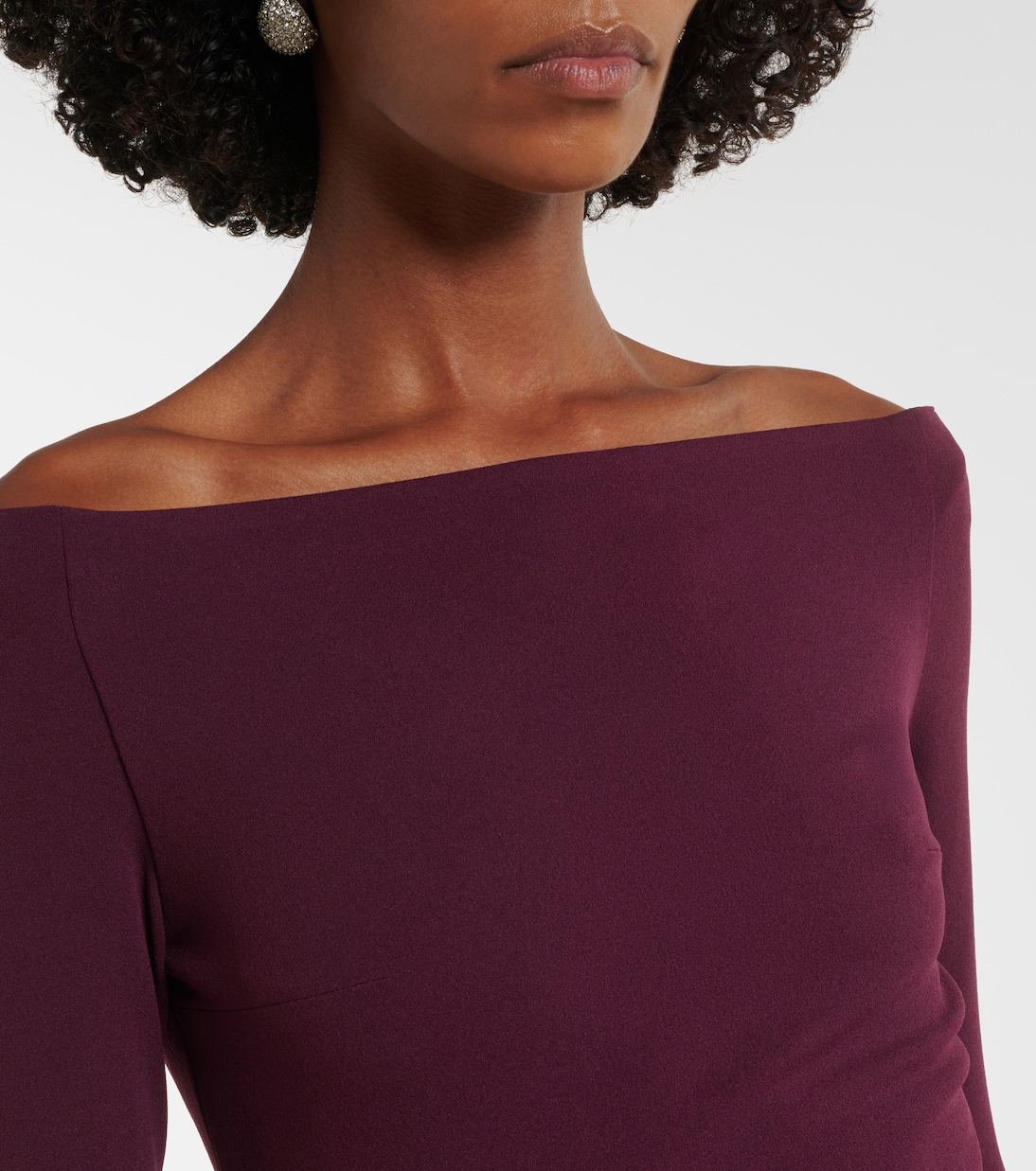 Robe Kori à finitions en satin | Solace London
