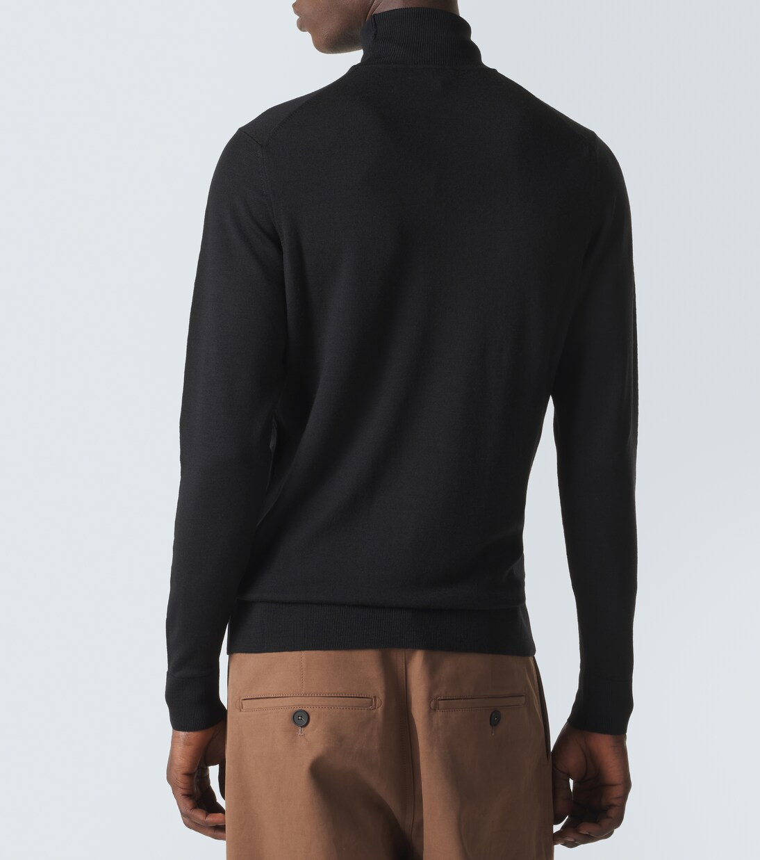 بلوفر بياقة مرتفعة من الصوف  | Sunspel