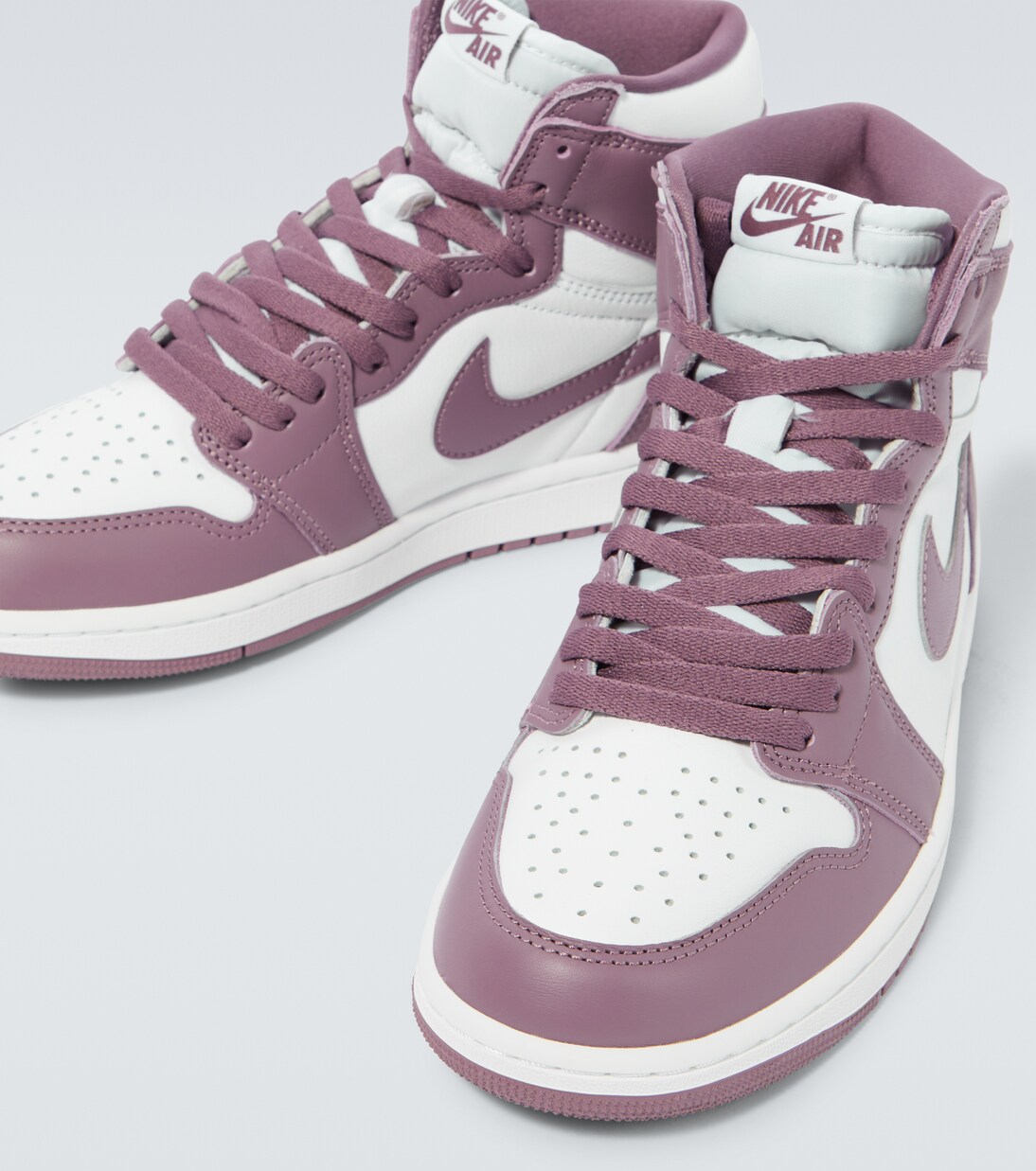 Jordan 1 Retro leather high-top sneakers | Nike