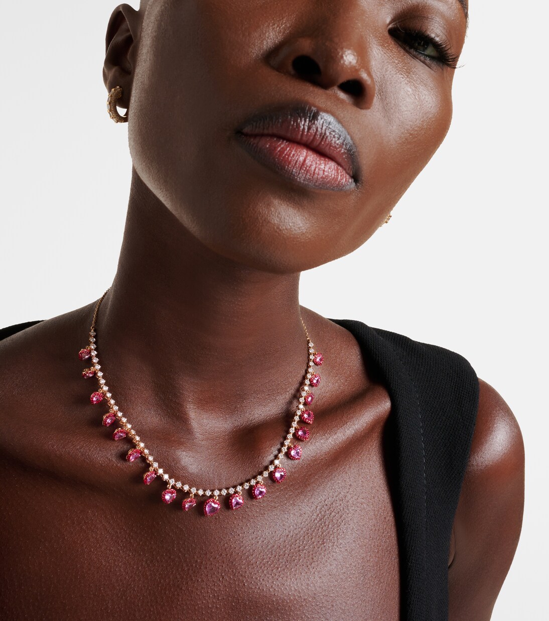 Choker en or rose 18 ct, rubis et diamants | Kamyen