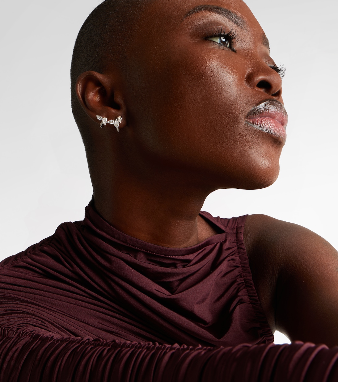 Serti Sur Vide 18kt white gold single ear cuff with diamonds | Repossi