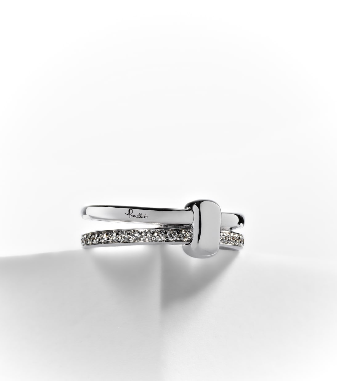 Bague Together en or blanc 18 ct et diamants | Pomellato