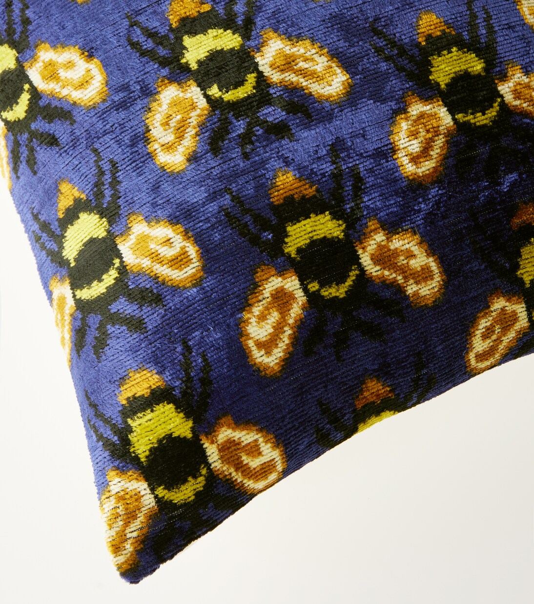 Bees silk and cotton velvet cushion | Les-Ottomans