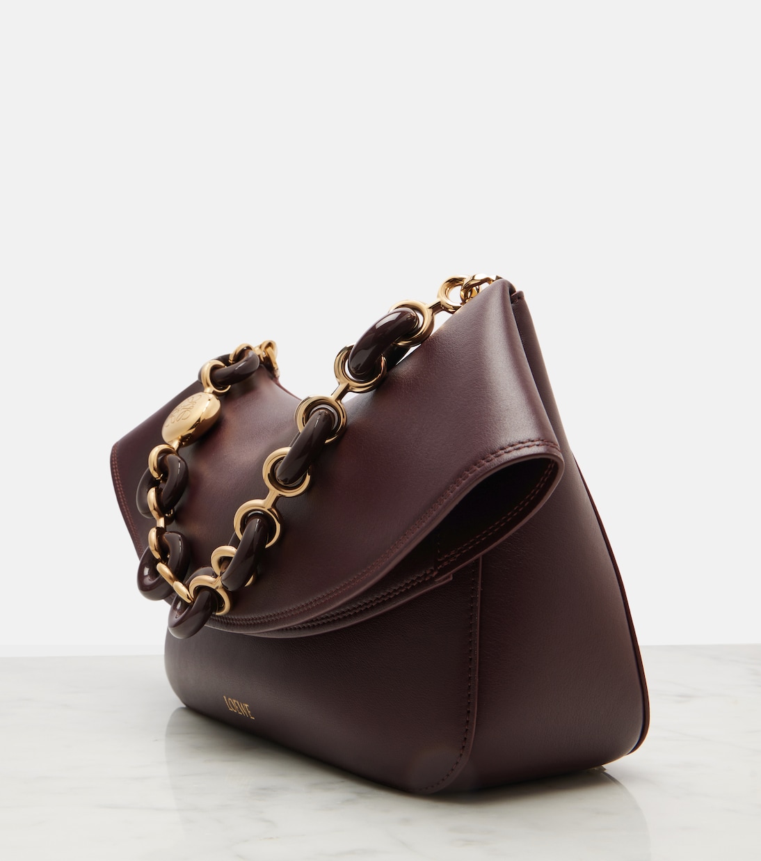 Schultertasche Ola Medium aus Leder | Loewe