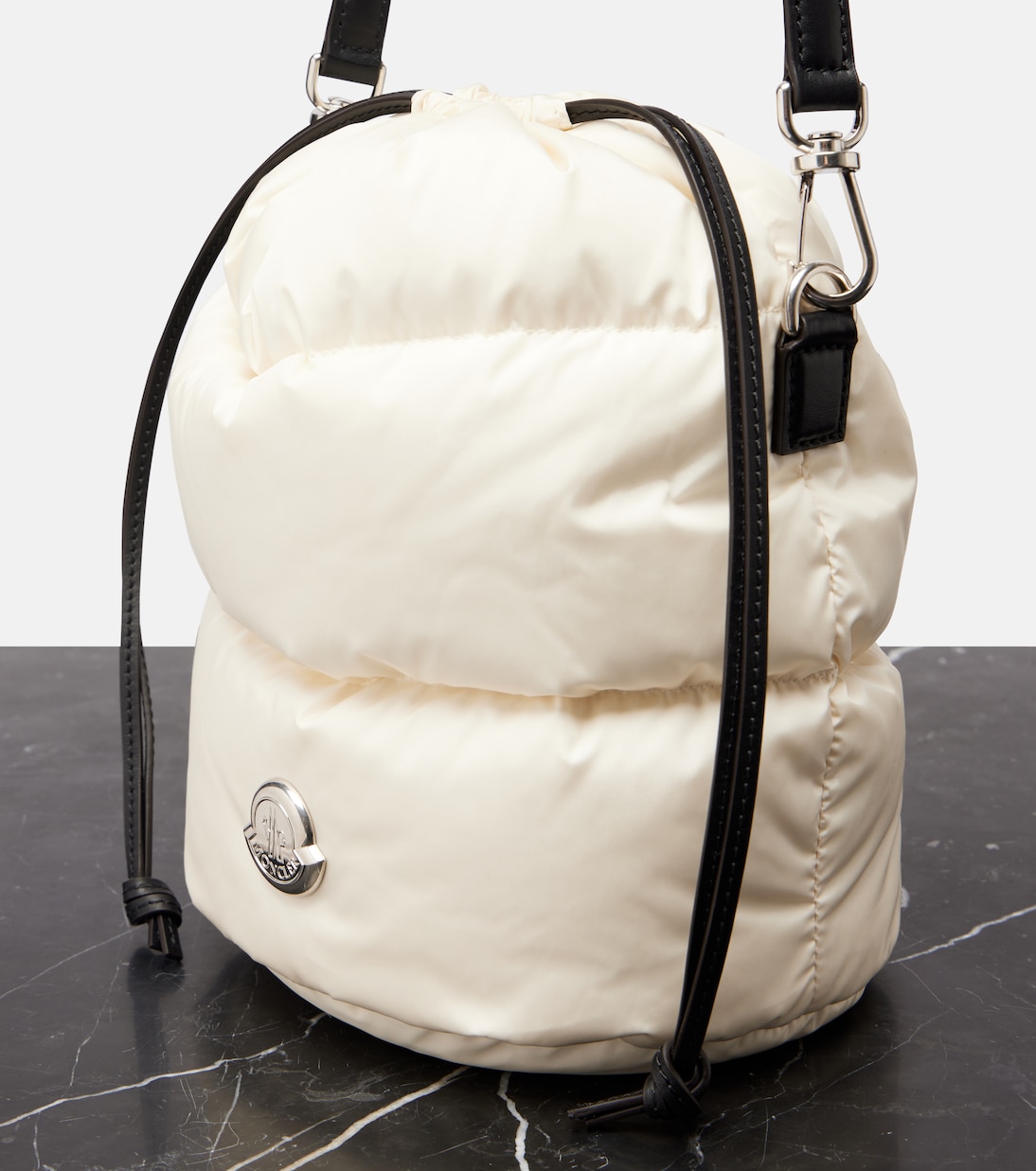 Caradoc bucket bag | Moncler