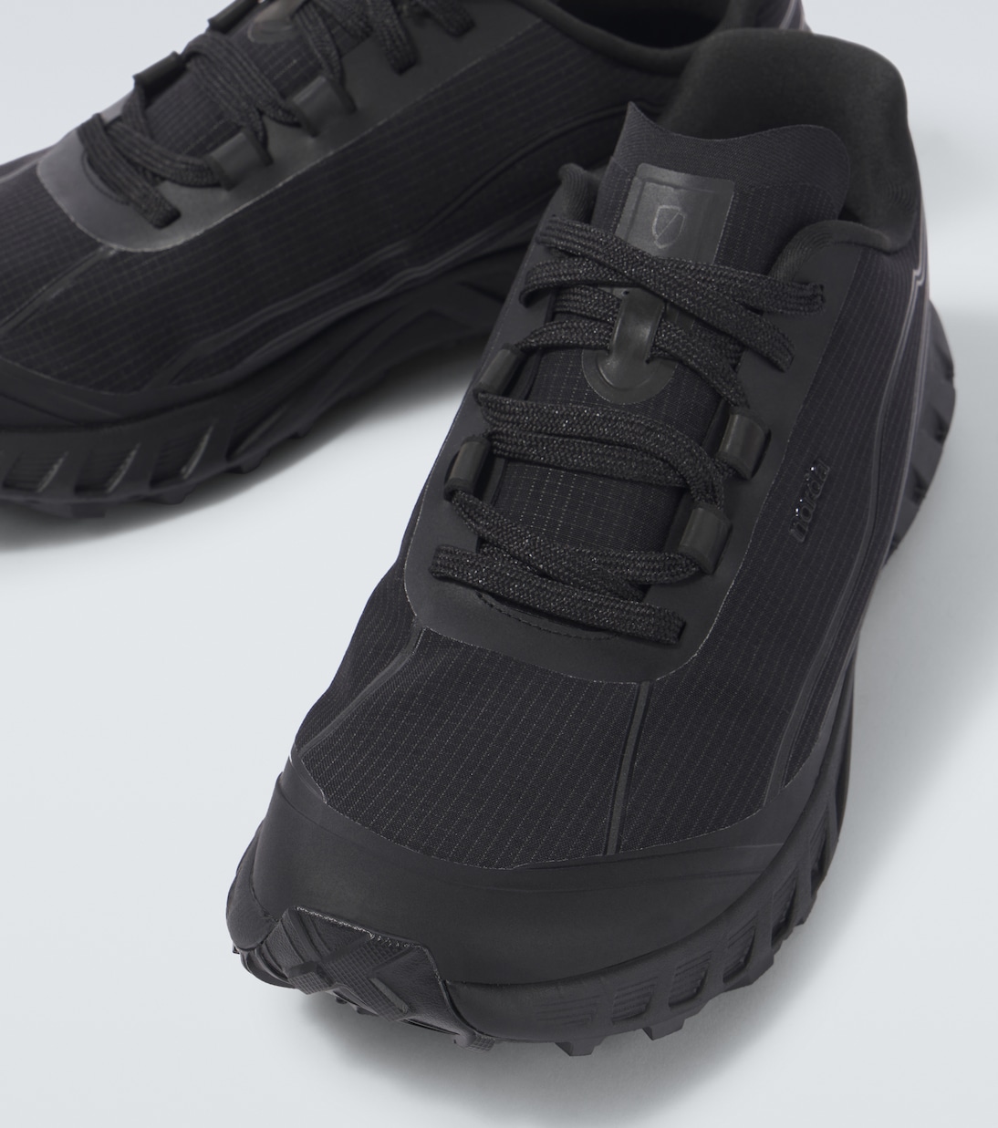 002 trail running shoes | Norda