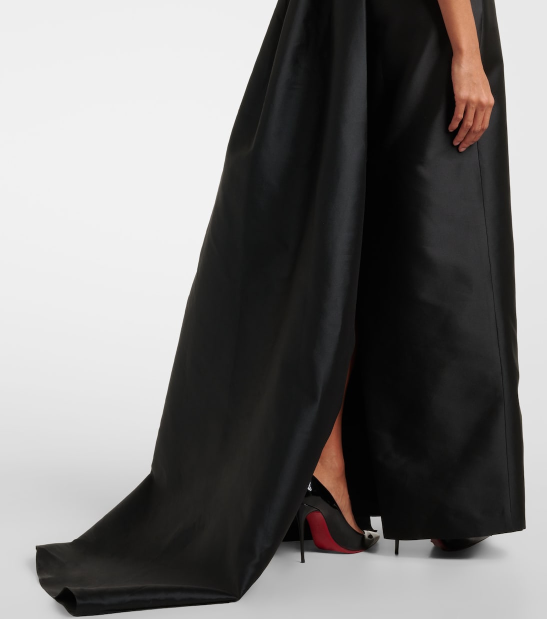 Bow-detail asymmetric draped gown | Monique Lhuillier