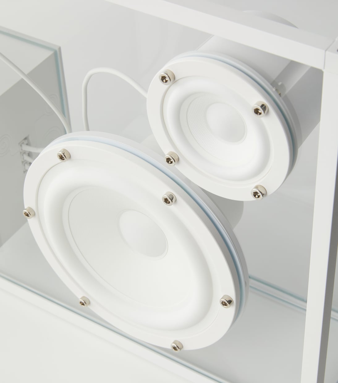 Transparent speaker | Transparent