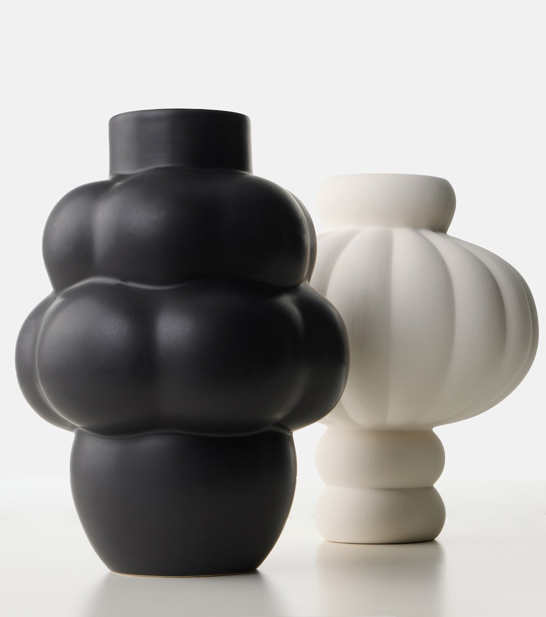 Balloon 08 ceramic vase | Louise Roe