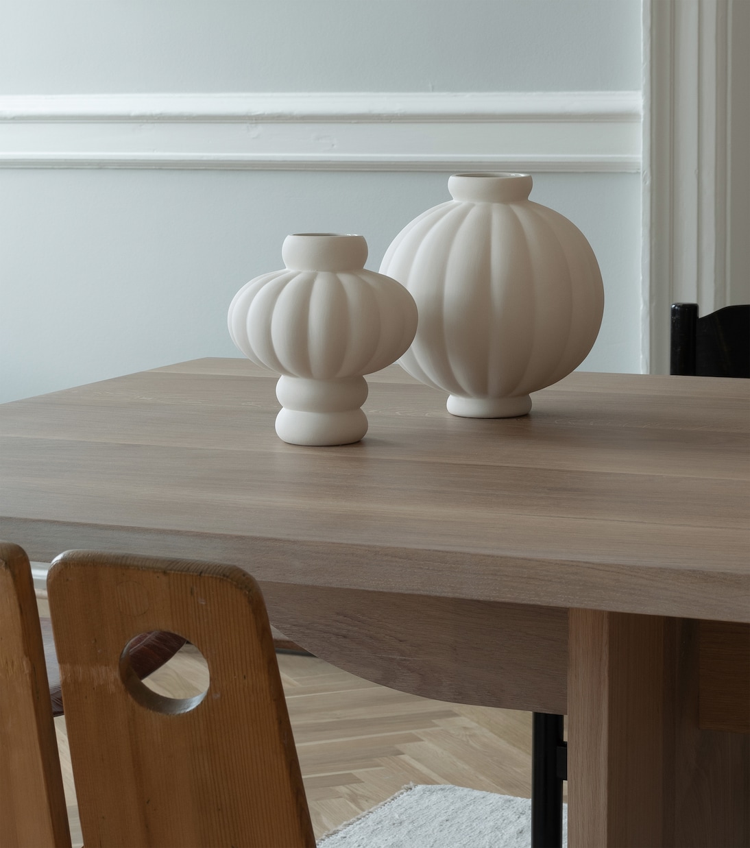 Balloon 08 ceramic vase | Louise Roe