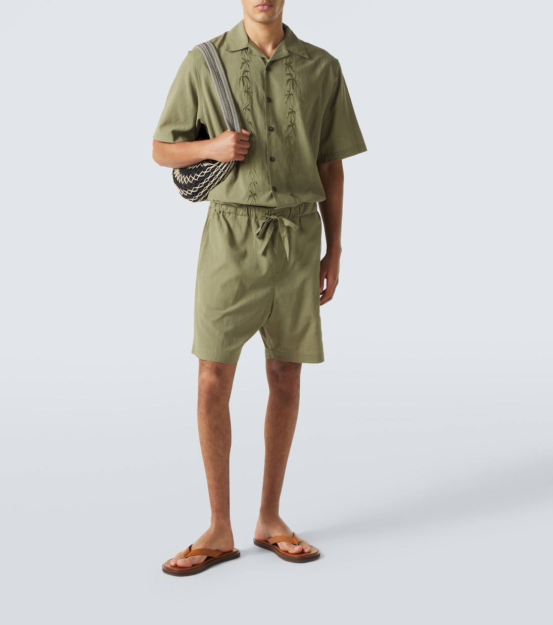 Mid-rise shorts | Commas