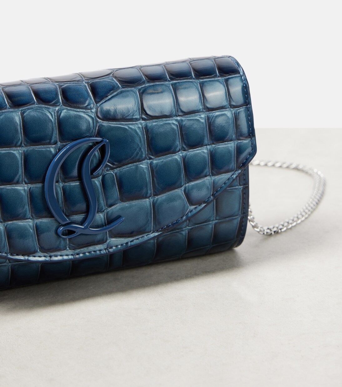 Loubi54 croc-effect leather wallet on chain | Christian Louboutin