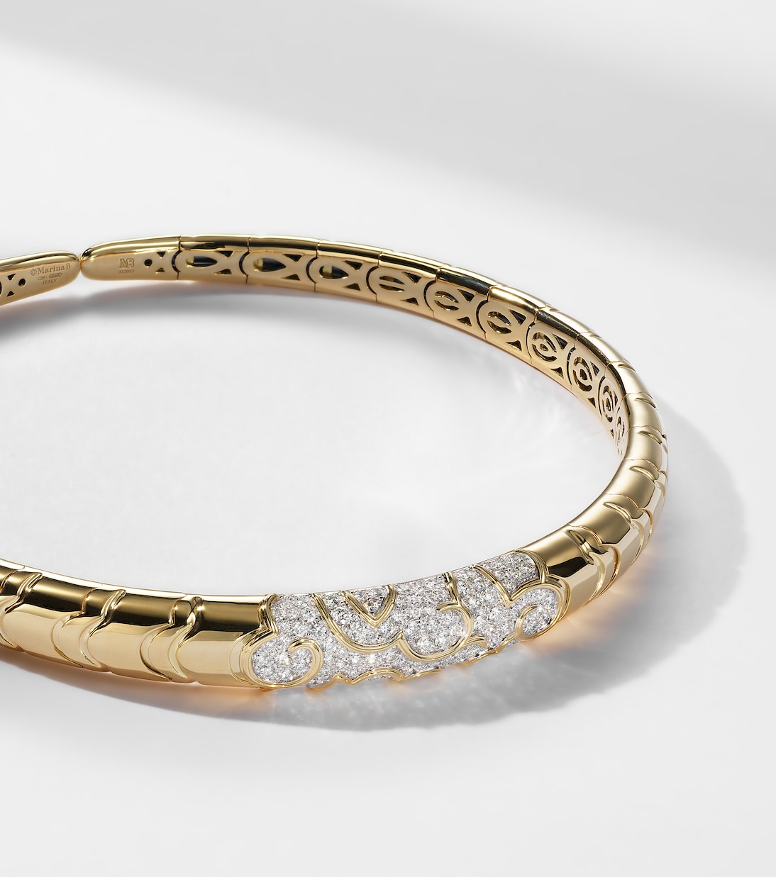 Choker Onda aus 18kt Gelbgold mit Diamanten | Marina B