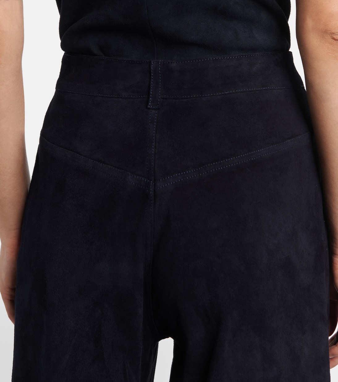 Weite High-Rise-Hose Mytheo aus Veloursleder | Stouls