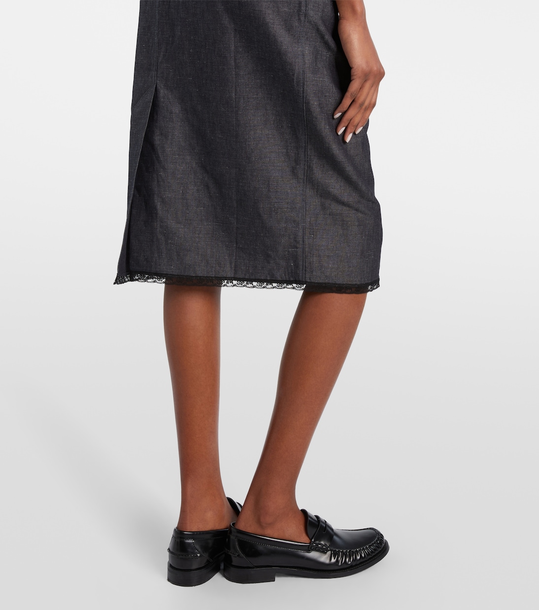 Lace-trimmed cotton and linen midi skirt | Prada