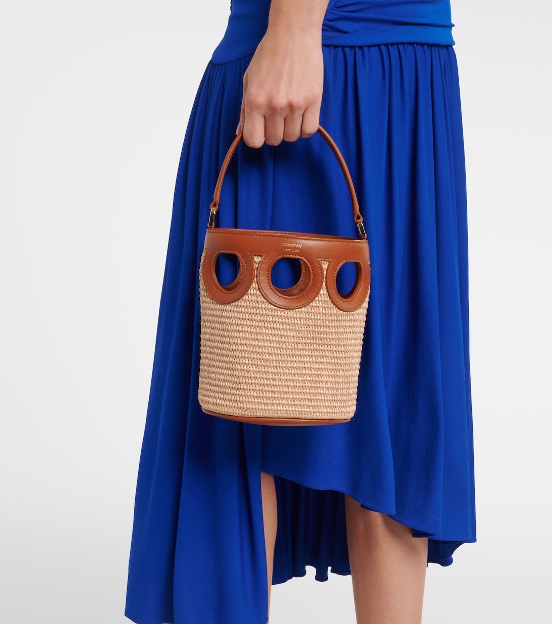 Gancini Small raffia bucket bag | Ferragamo
