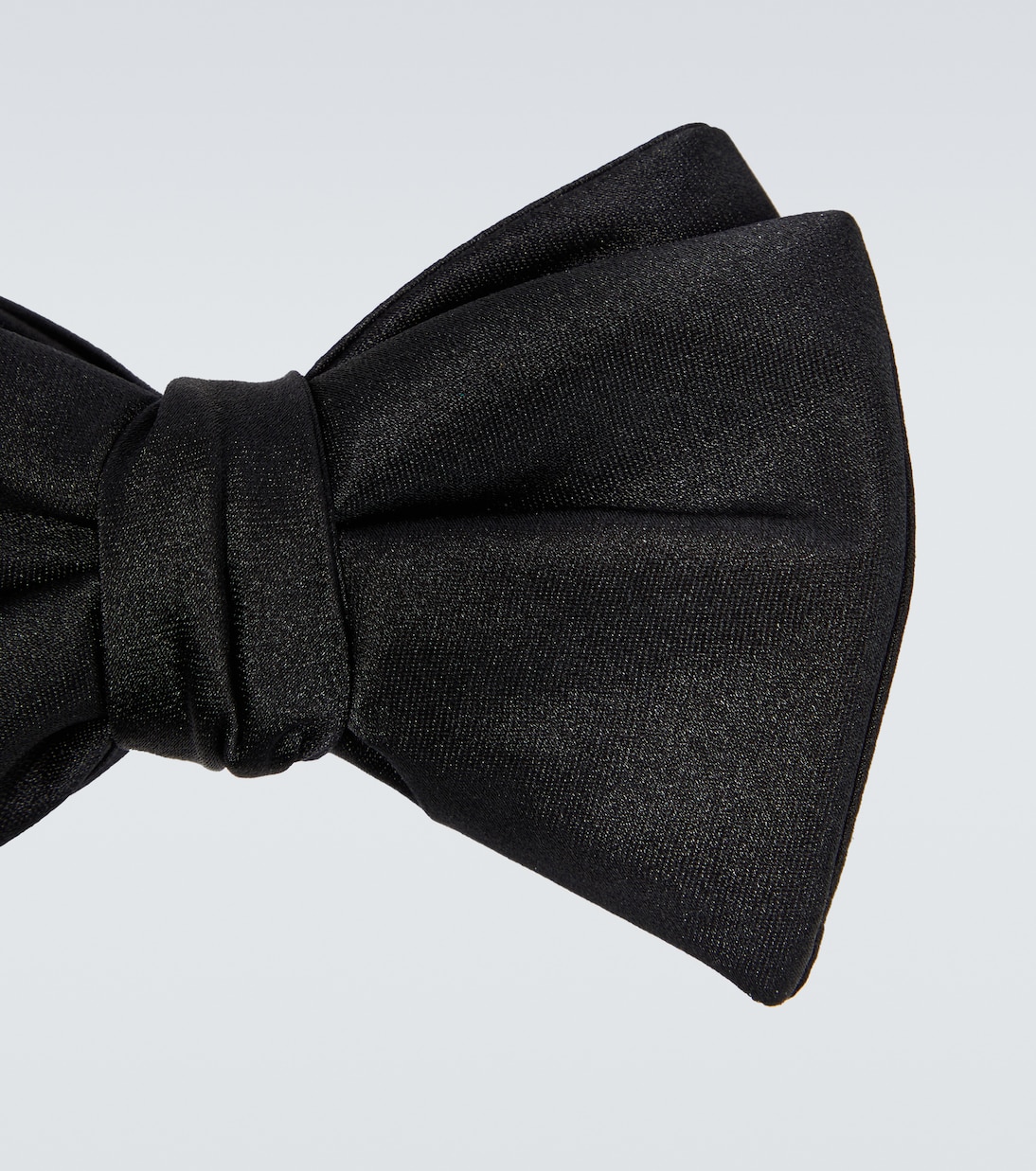 Silk bow tie | Thom Sweeney