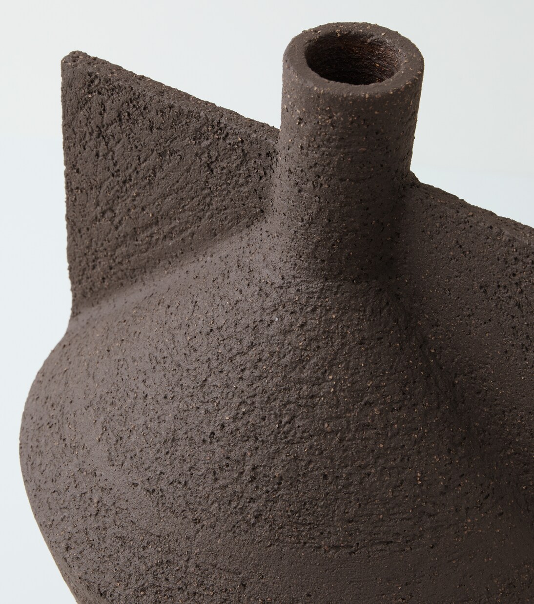 Jana ceramic vase by Antonio Forteleoni | Cappellini