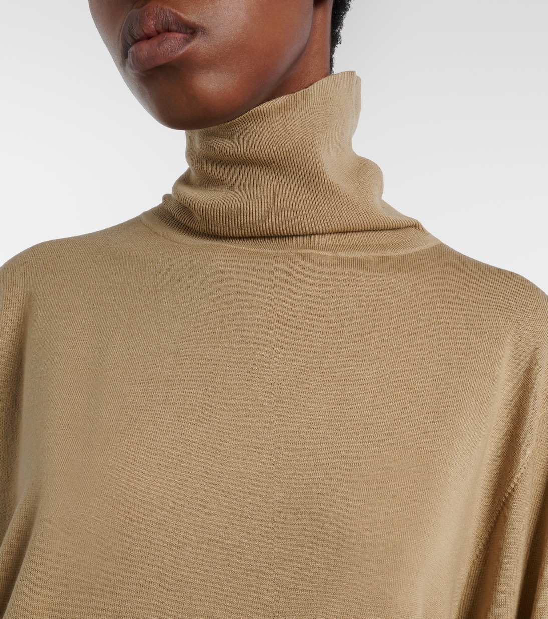 Wool turtleneck sweater | Toteme