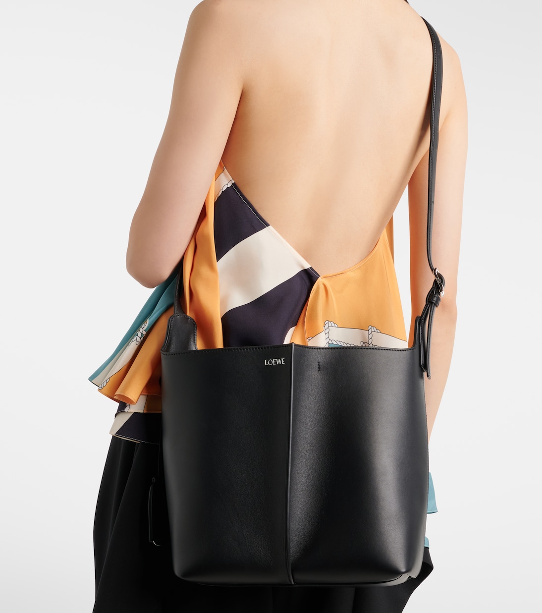 Bucket Bag Bilbao Medium aus Leder | Loewe