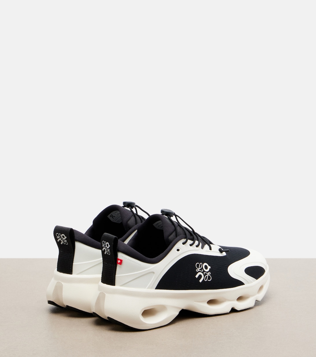 x On Cloudsolo running shoes | Loewe