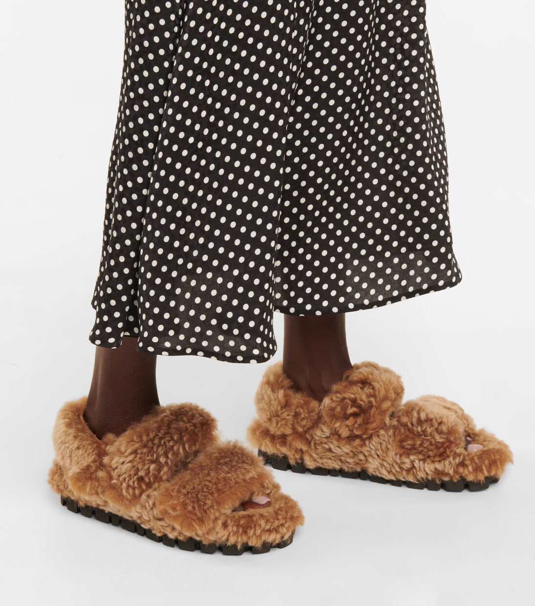 Sandalen aus Shearling | Miu Miu