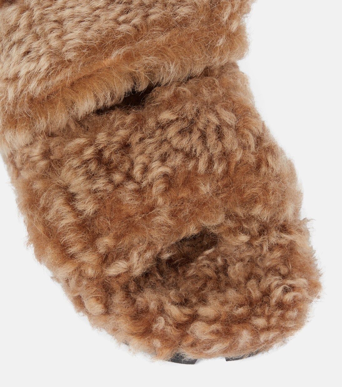 Sandalen aus Shearling | Miu Miu