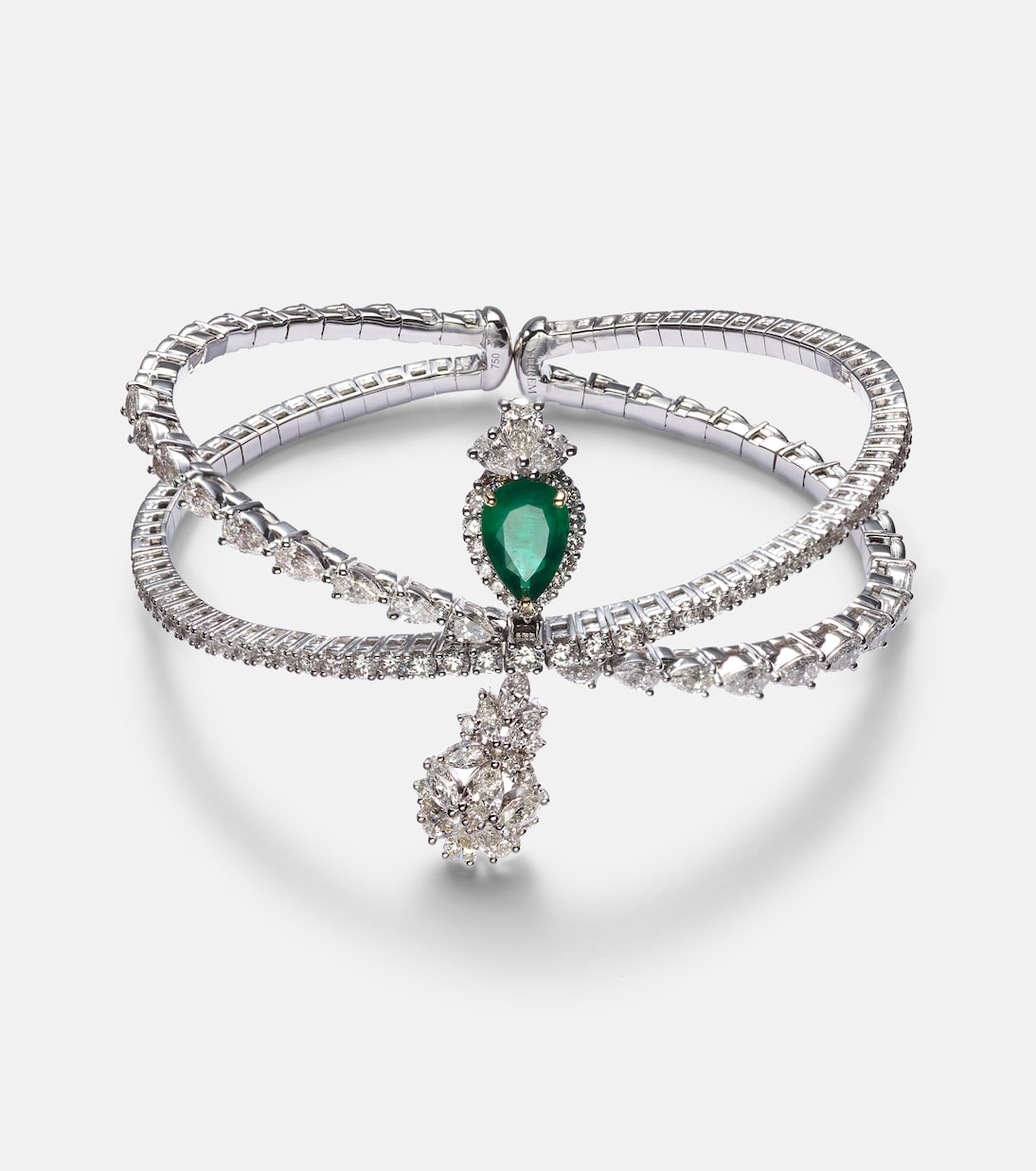 Reign Supreme 18kt white gold bangle with diamonds and emerald | Yeprem