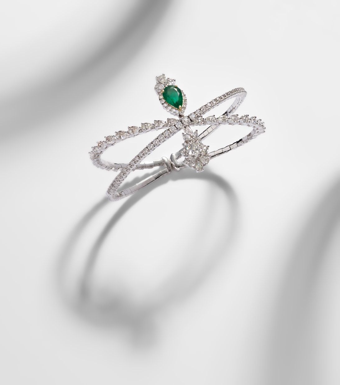 Reign Supreme 18kt white gold bangle with diamonds and emerald | Yeprem