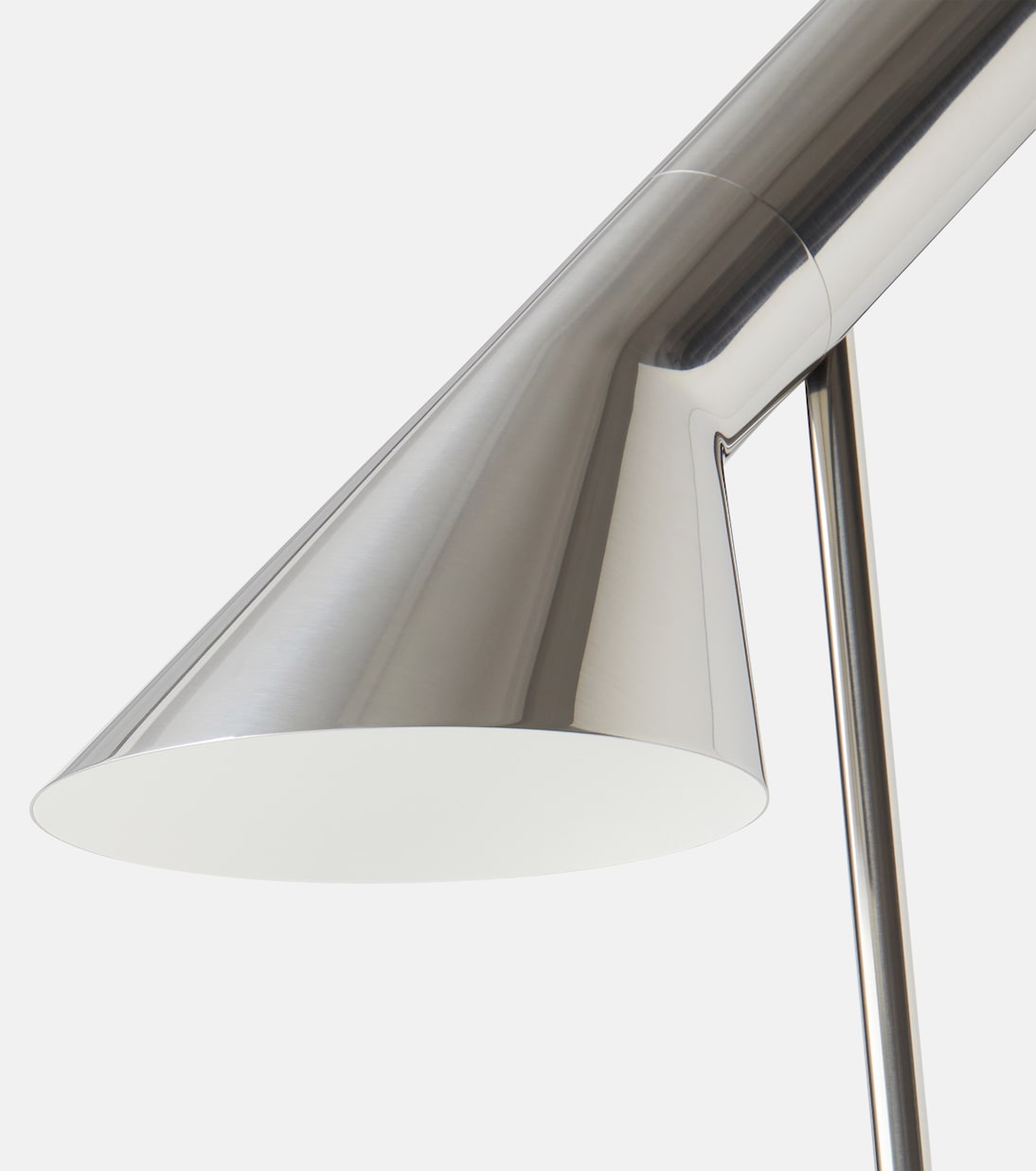 AJ Mini table lamp by Arne Jacobsen (EU plug) | Louis Poulsen