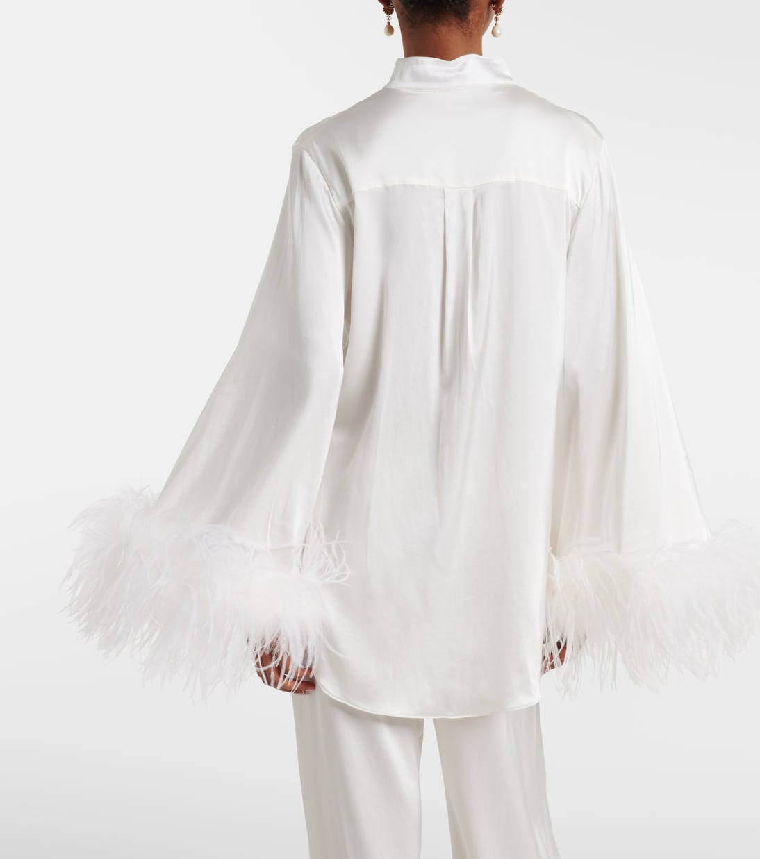 Bridal Hemd aus Satin mit Federn | Oséree