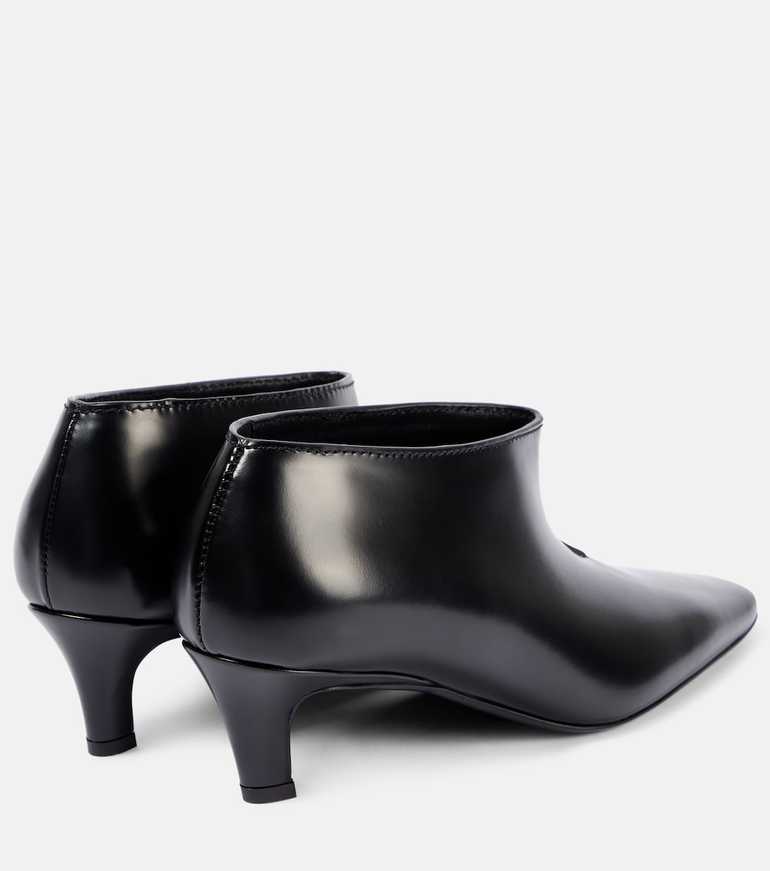 Wide Shaft leather ankle boots | Toteme