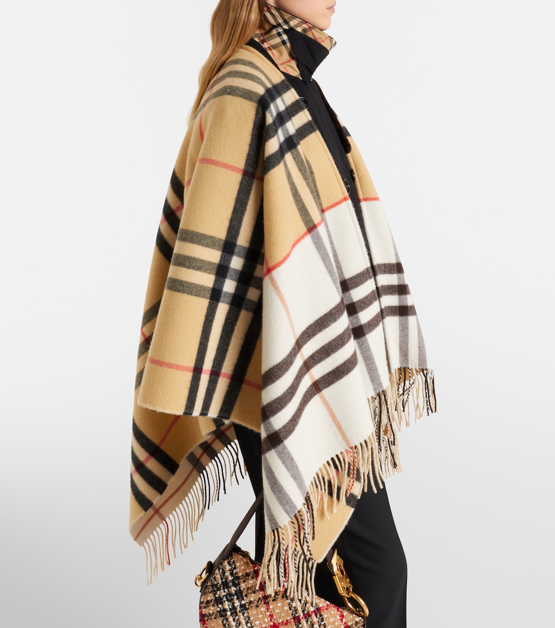 Burberry Check cashmere and wool shawl | Burberry
