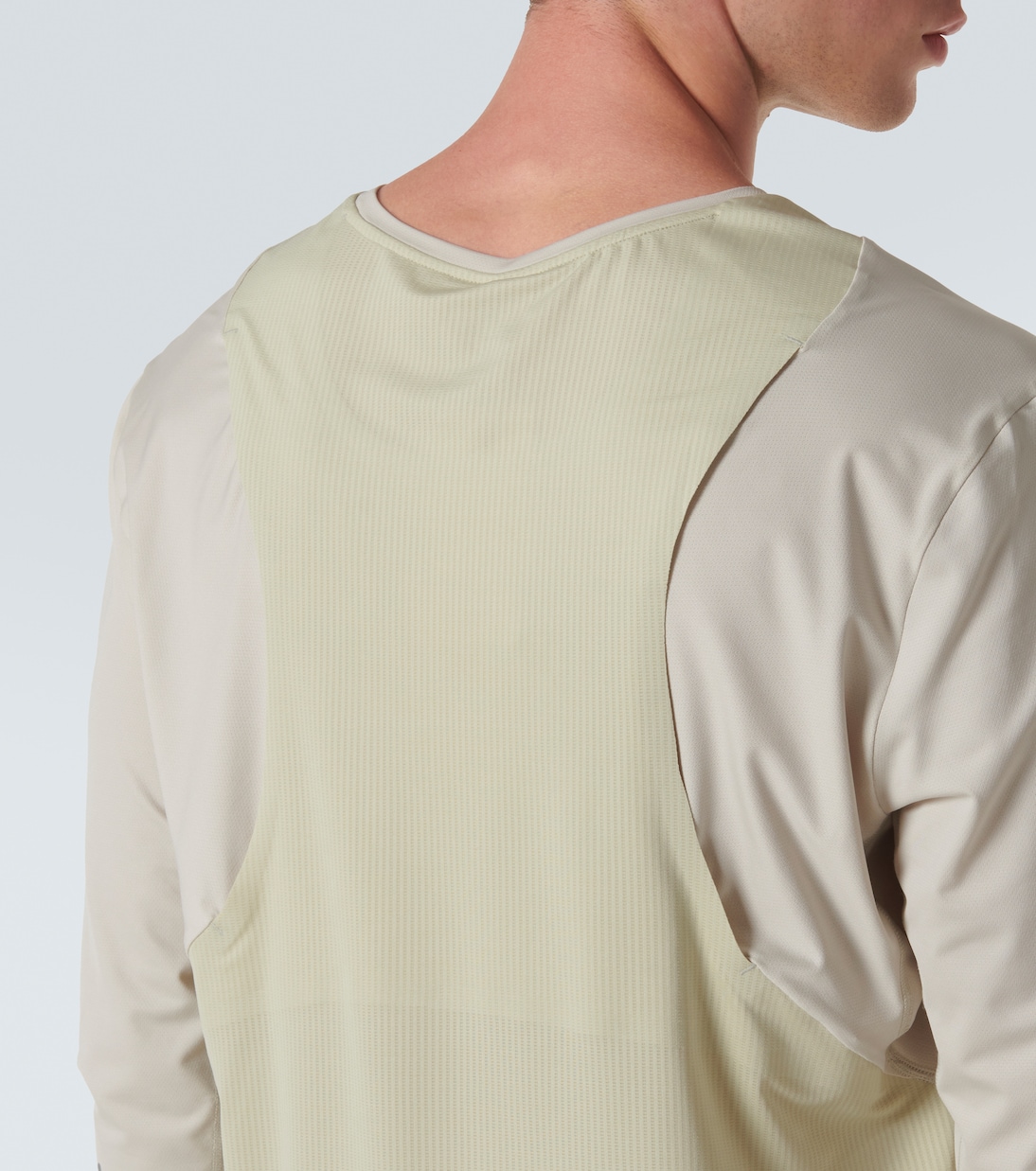 x Post Archive Faction top técnico | On