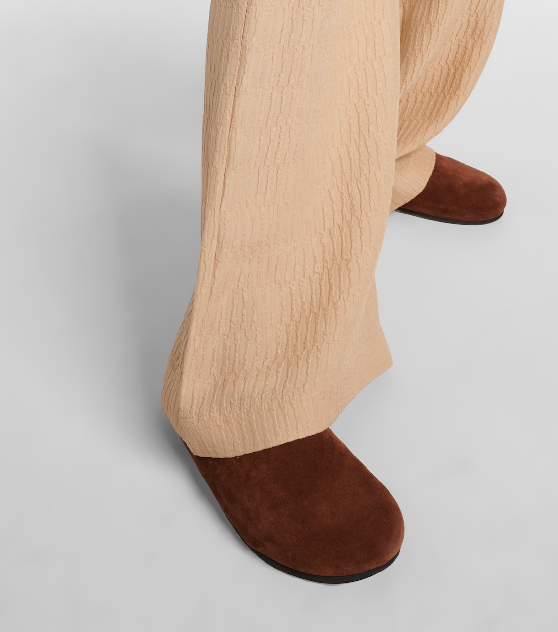 Pantalon ample Gibellina Mawn en soie mélangée | Joseph