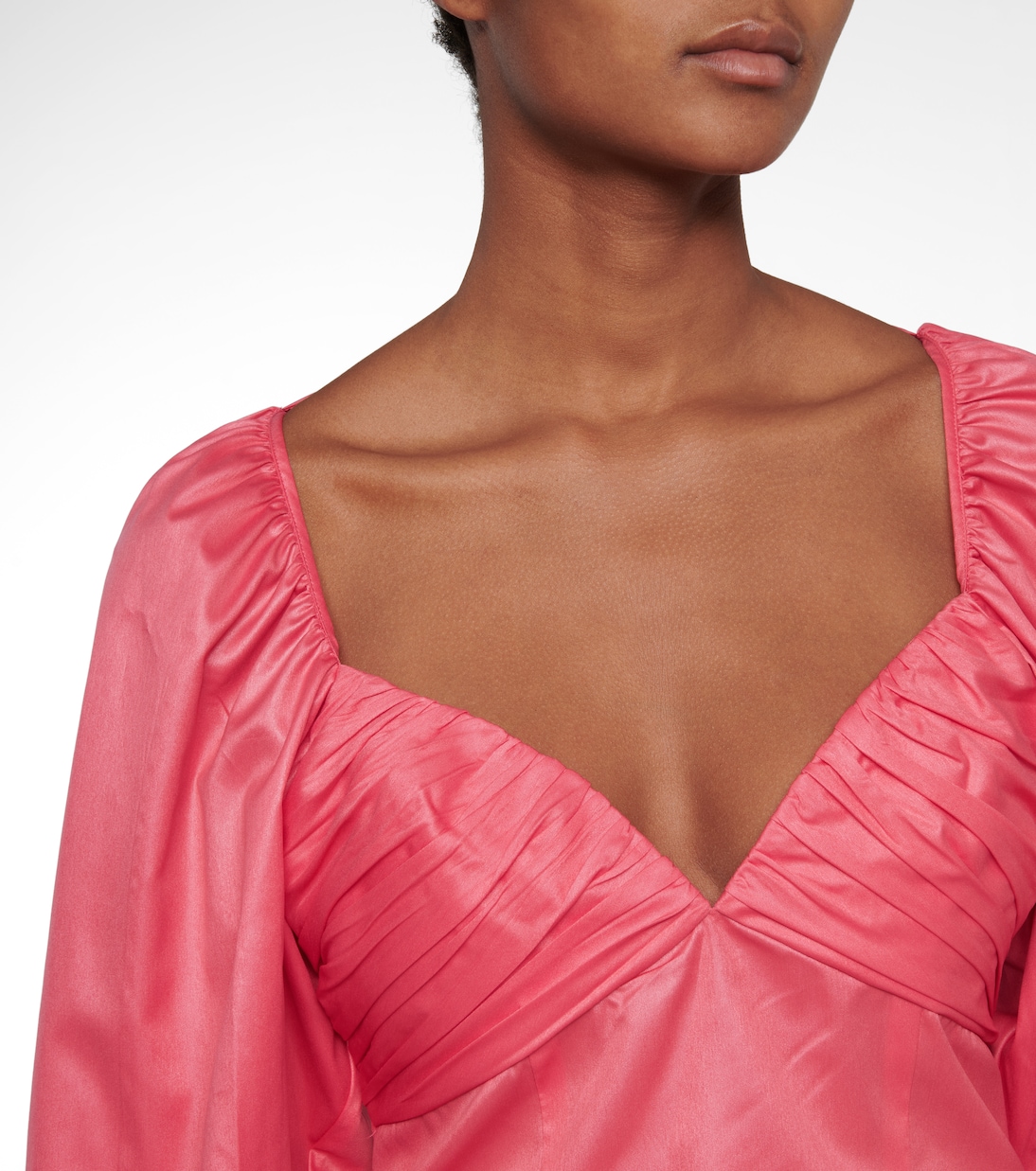 Cropped-Top Joni | Rotate