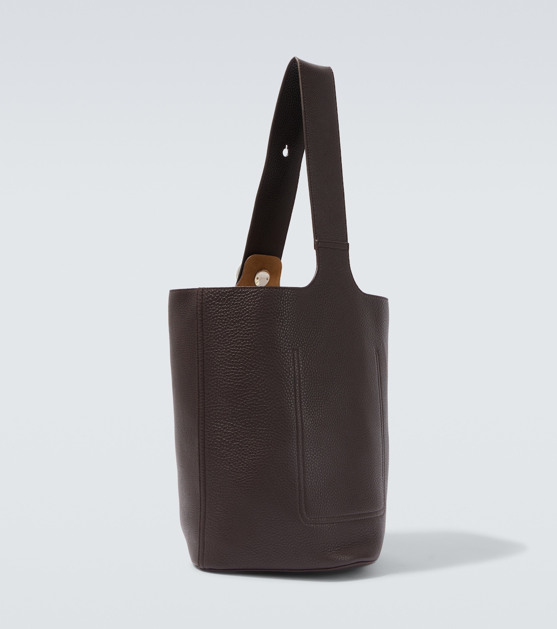 Pebble Large leather bucket bag | Loewe