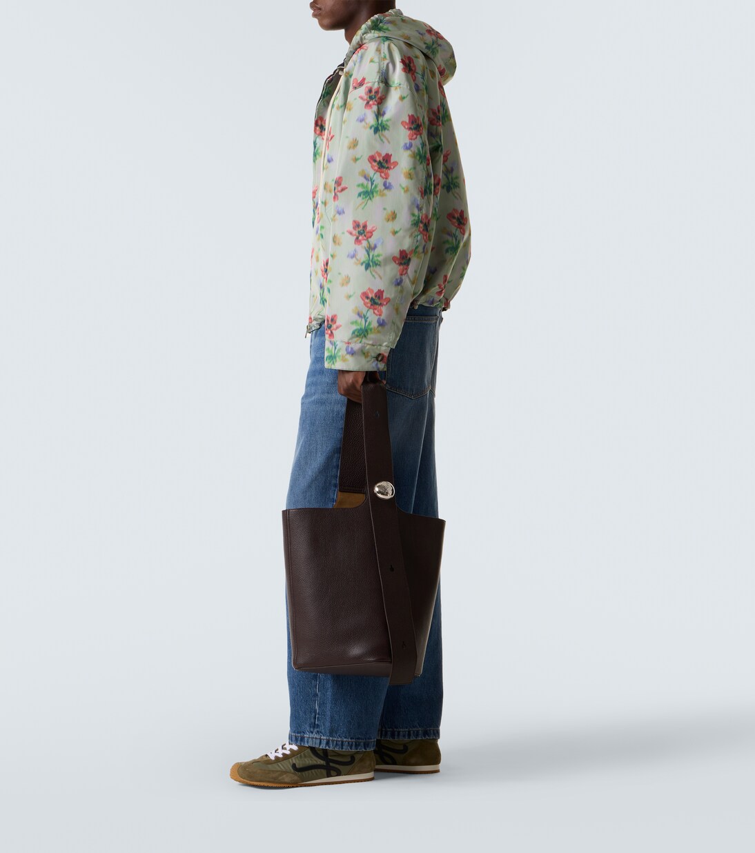 Pebble Large leather bucket bag | Loewe