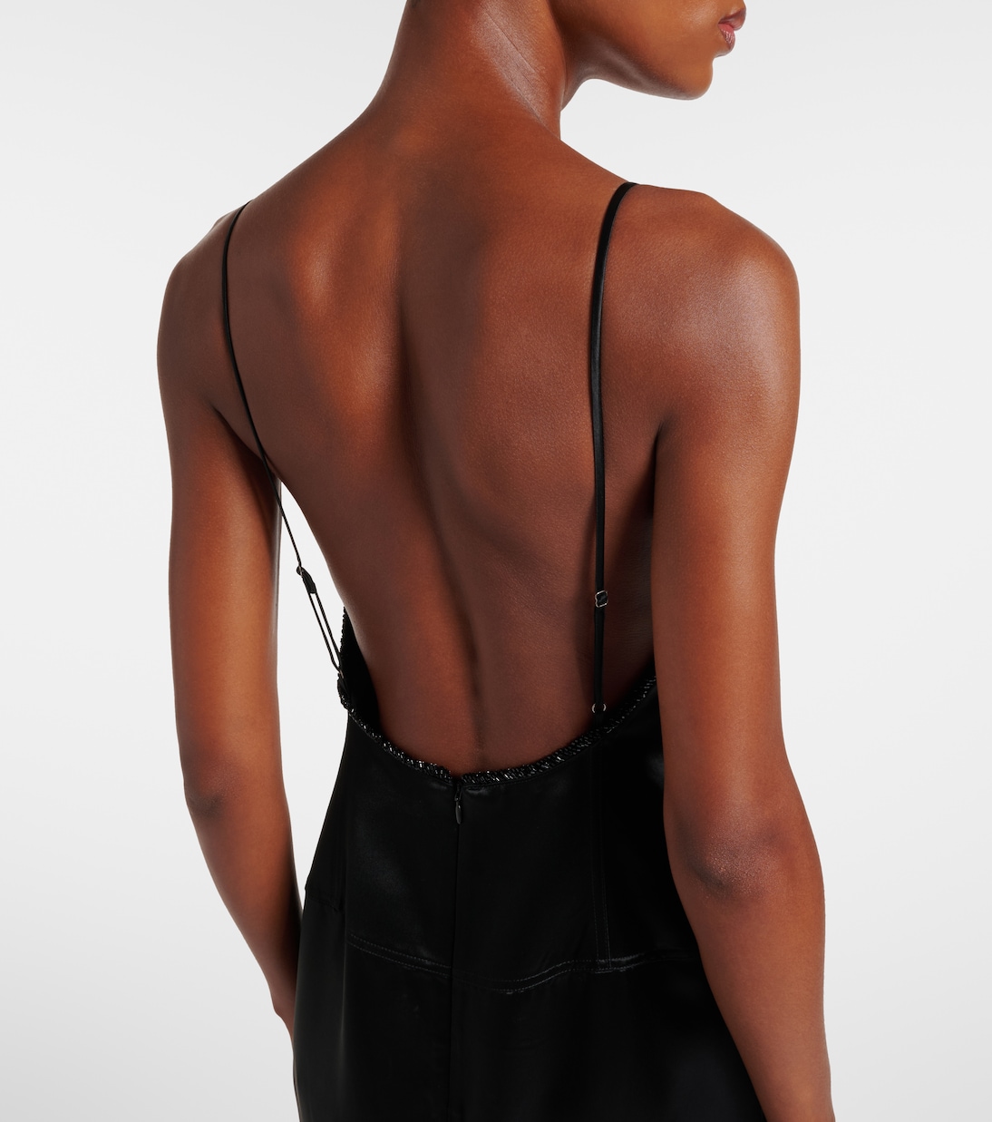 Verziertes Slipdress aus Satin mit Shearling | Jacques Wei