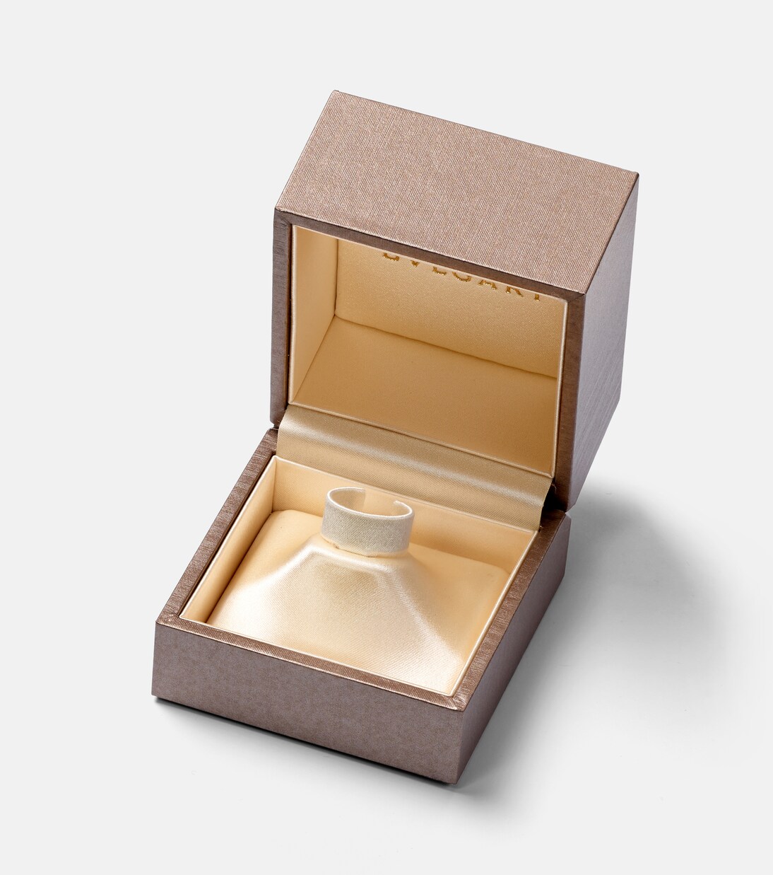 Bvlgari Cabochon 18kt gold ring with topaz and diamonds | Bvlgari