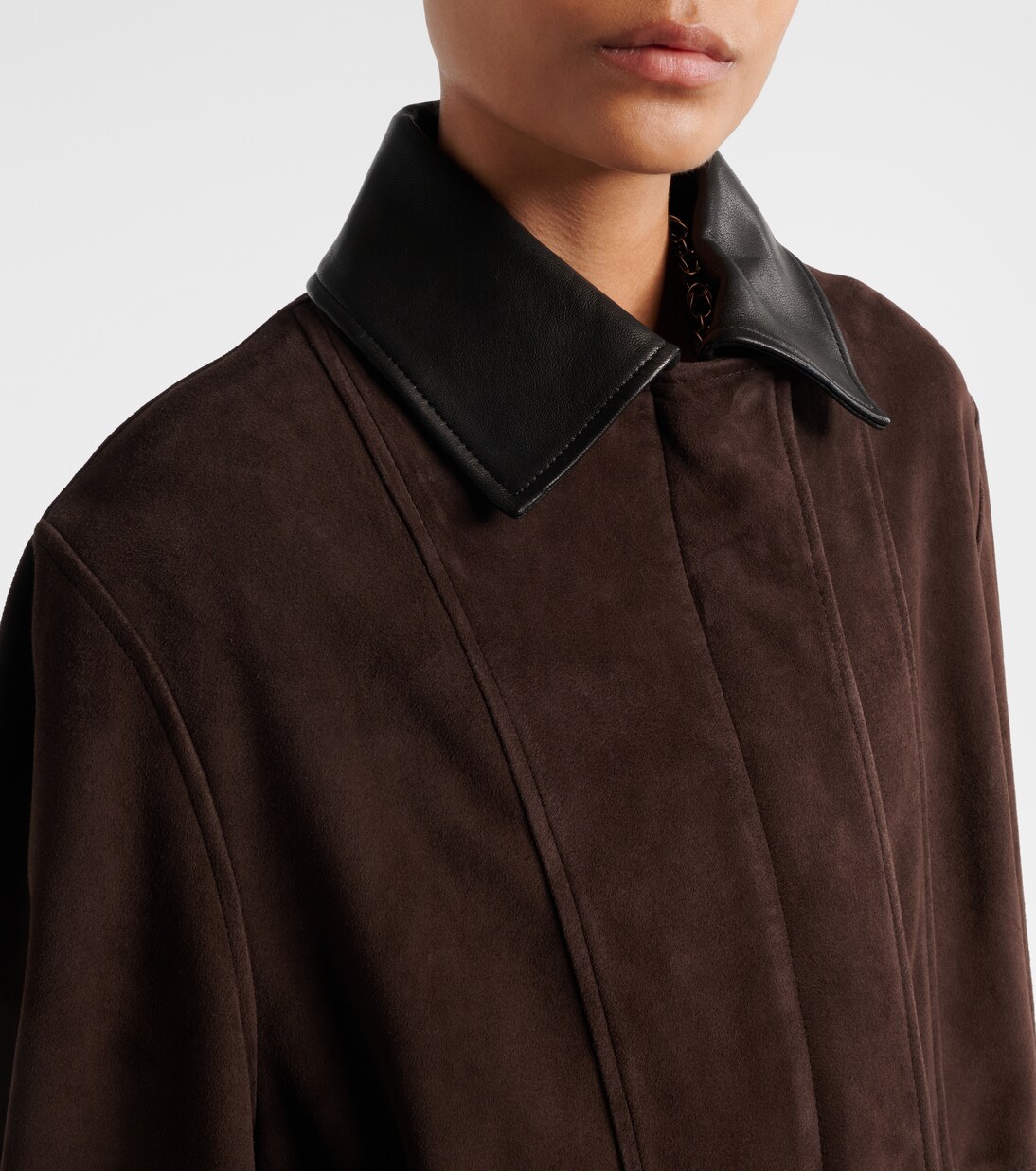 Jacke Grange aus Veloursleder | Nour Hammour