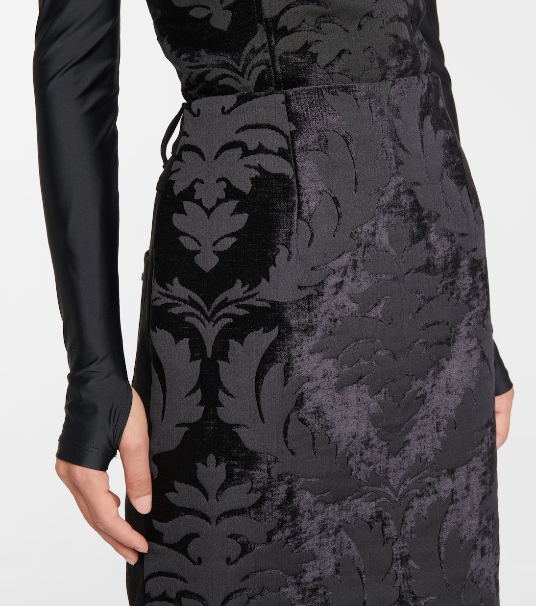 Rock Moon Salutation | Marine Serre