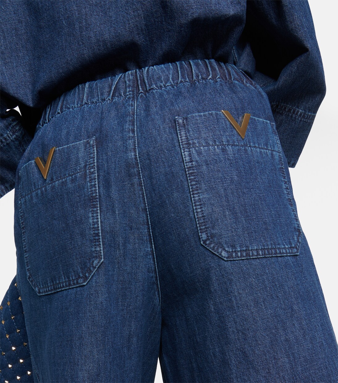 High-Rise Wide-Leg Jeans aus Chambray | Valentino