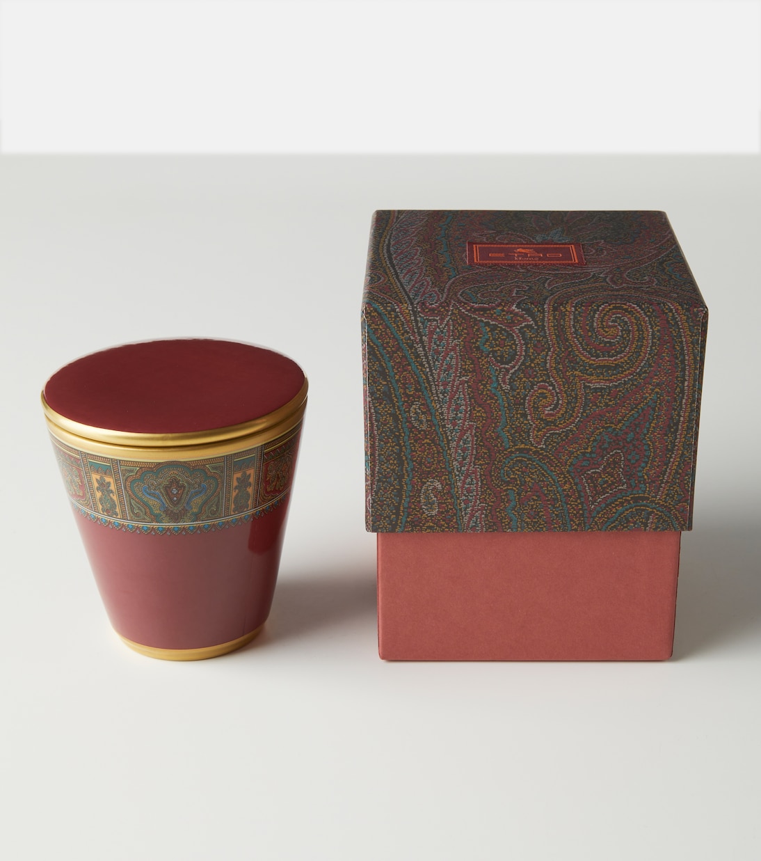Paisley porcelain scented candle | Etro