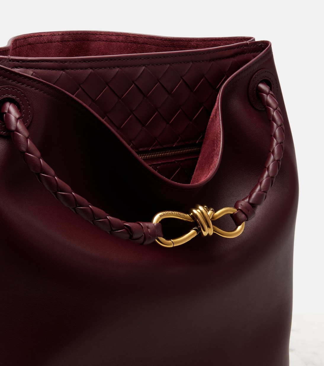 Sac seau Andiamo Small en cuir | Bottega Veneta