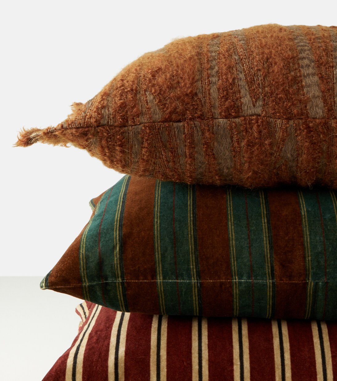 Abibo mohair-blend cushion | The House of Lyria